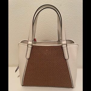 NWT Kate Spade Medium Satchel Leather WKRU6775